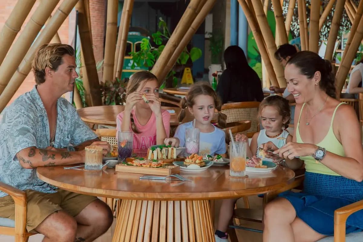 Best Family-Friendly Restaurants in Canggu