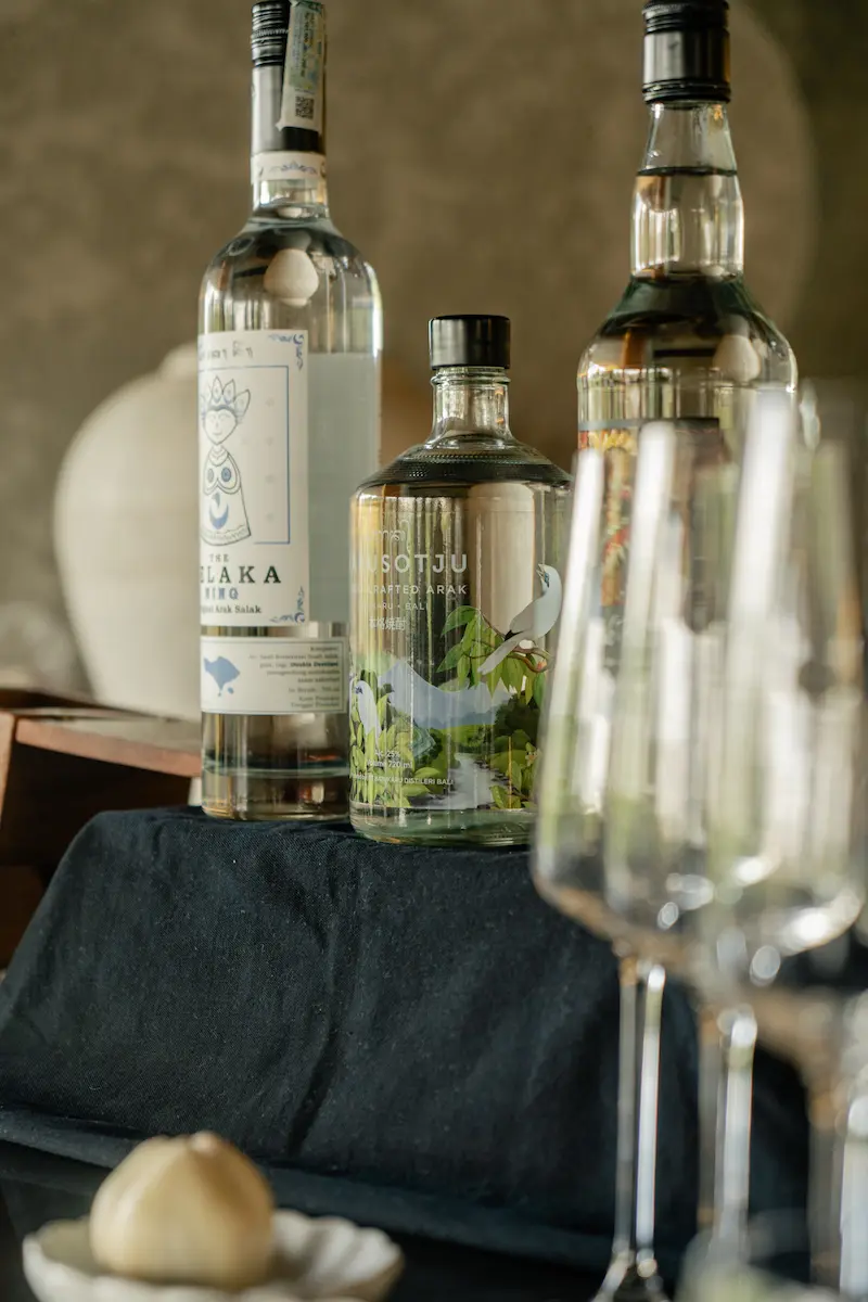 Aura Bar